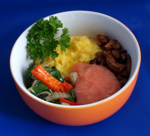 Polenta mit Kohlrabi- Mangold Gemüse, dazu Apfelmus und Pilze vegan kochen 
