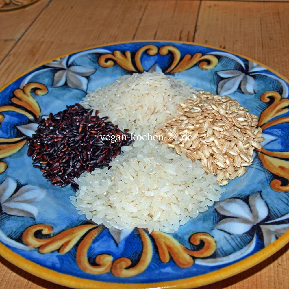 Wie man unterschiedliche Reissorten für vegane Hauptgerichte schnell weichkochen kann.